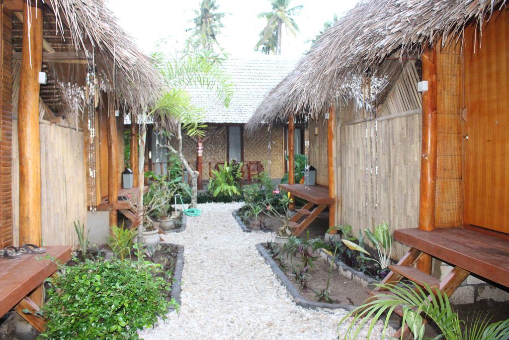 Full Moon Hostel 珀尼达岛 外观 照片